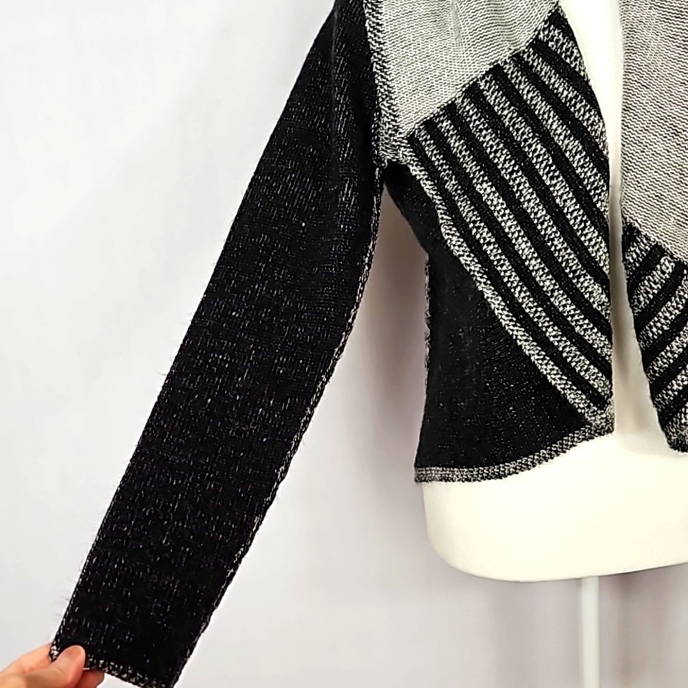 CAbi Women's Black/Gray Patchwork Circle Wool Ble… - image 4